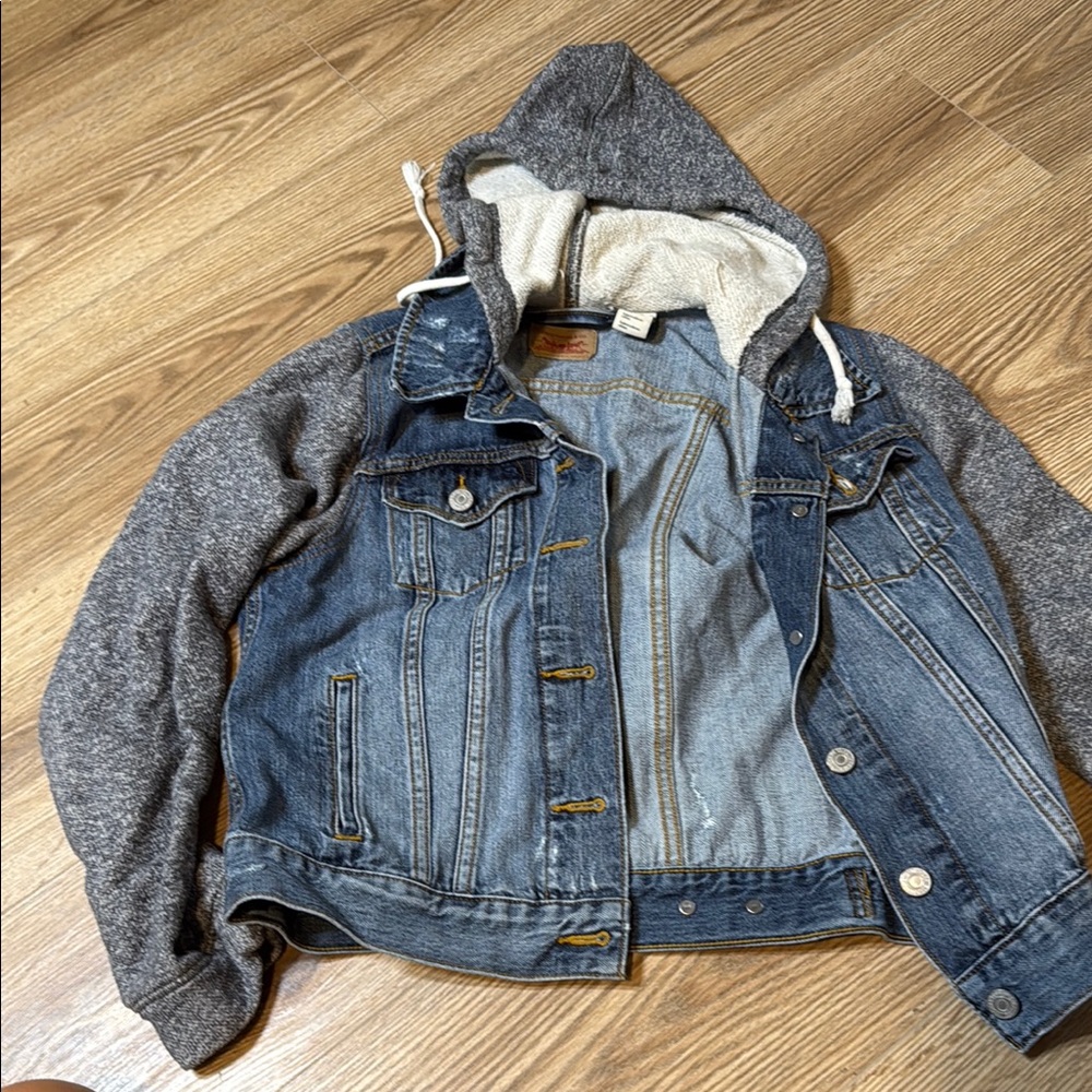 Levi's Blue Denim Jacket with Gray Sleeves